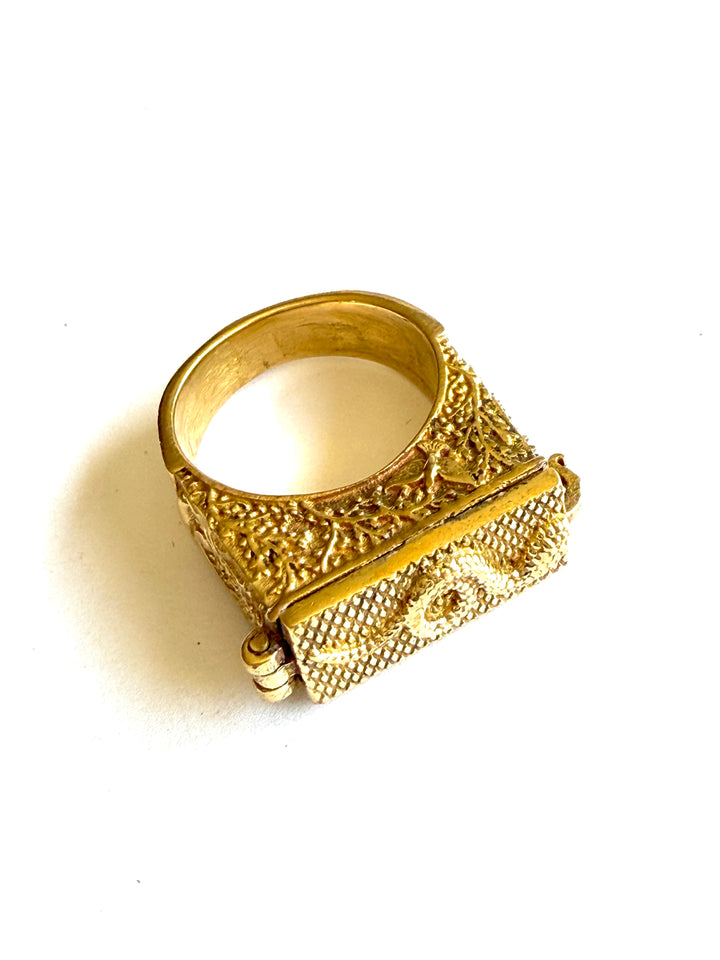 Shia Snake Locket Ring