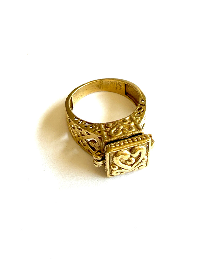 Ceri Locket Ring
