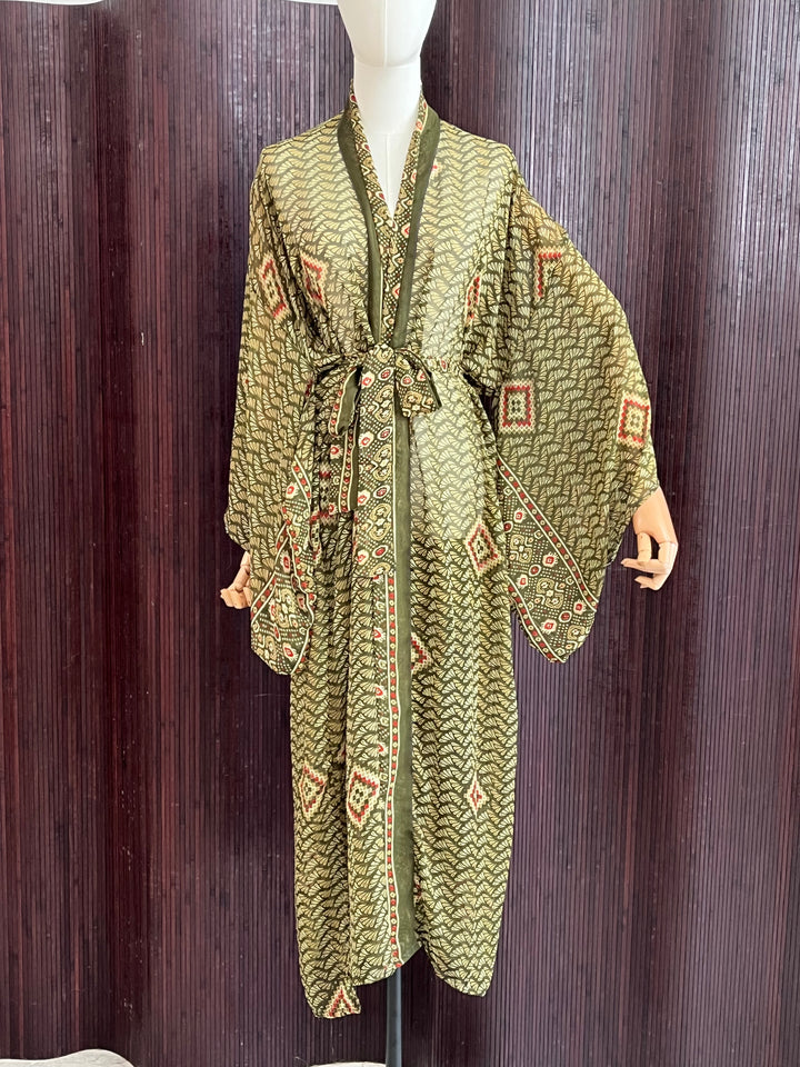 BG Kimono/Robe 69