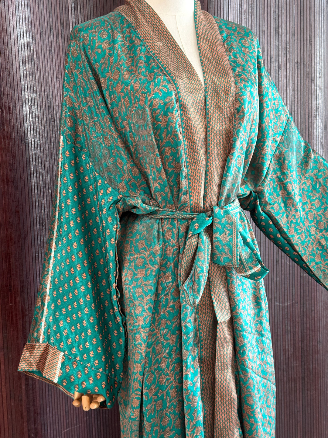 BG Kimono/Robe 04