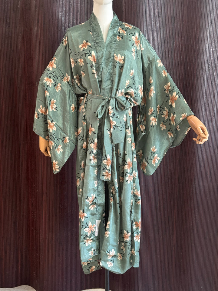 BG Kimono/Robe 16