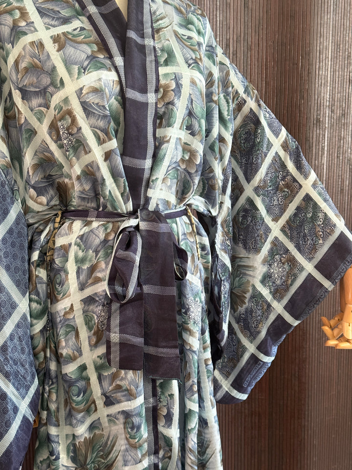BG Kimono/Robe 24
