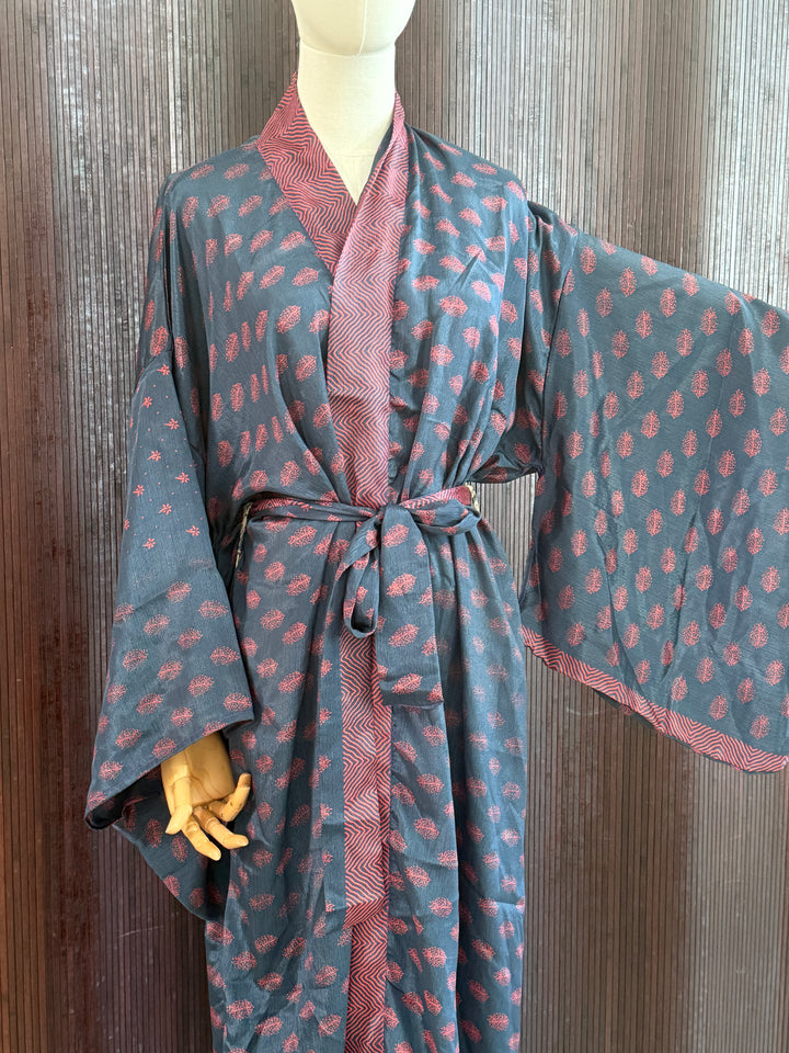 BG Kimono/Robe 30
