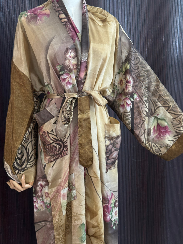 BG Kimono/Robe 44