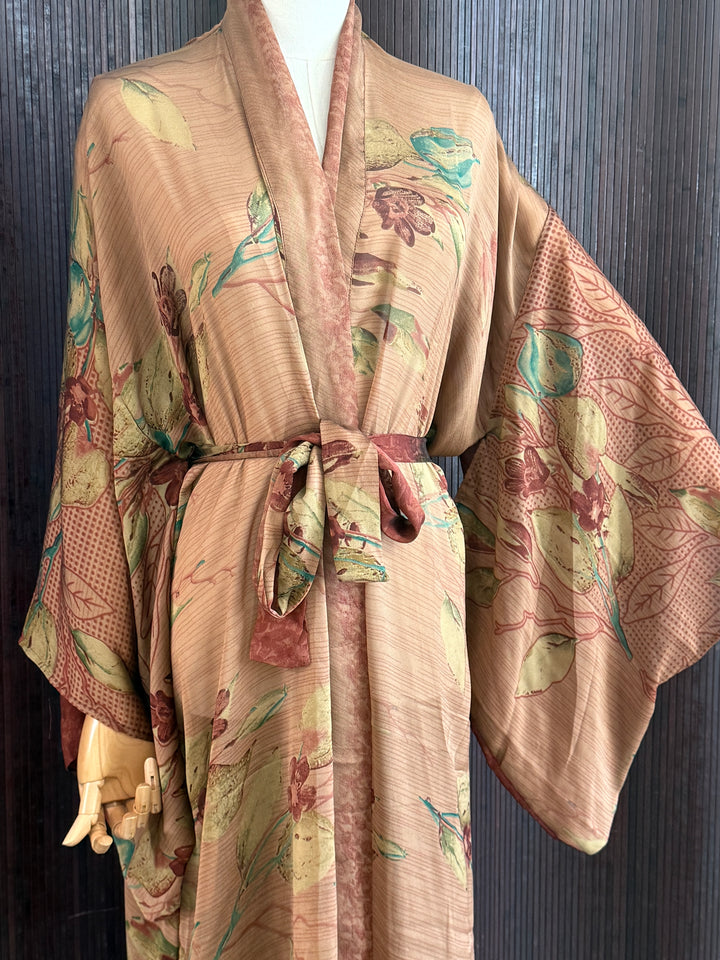 BG Kimono/Robe 49