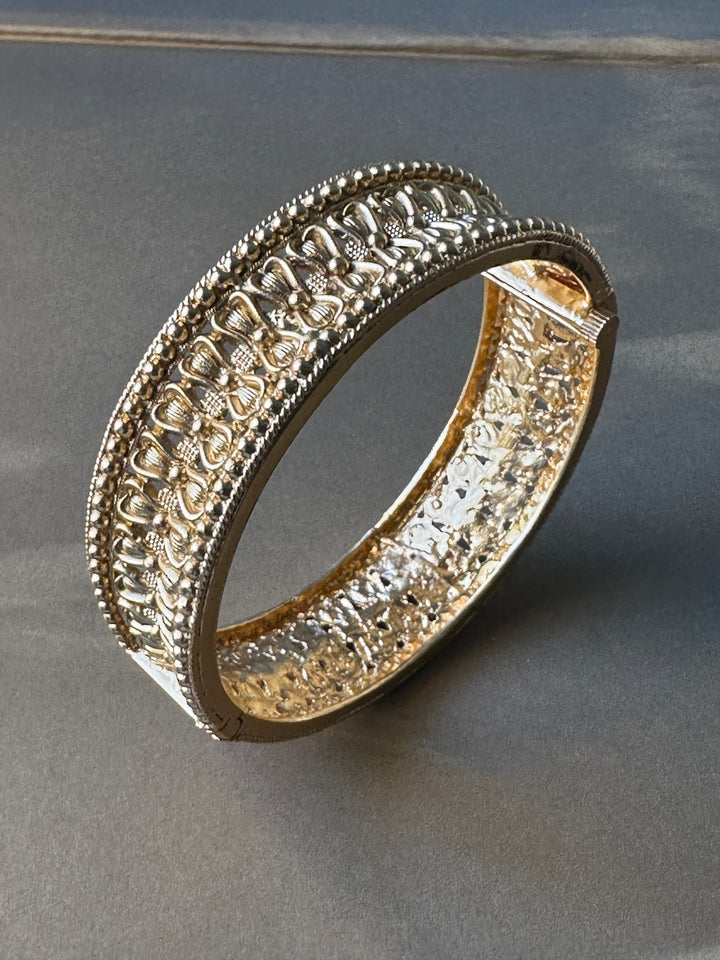 GB057 Indian Vintage Bangle