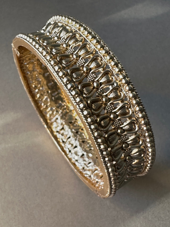 GB057 Indian Vintage Bangle