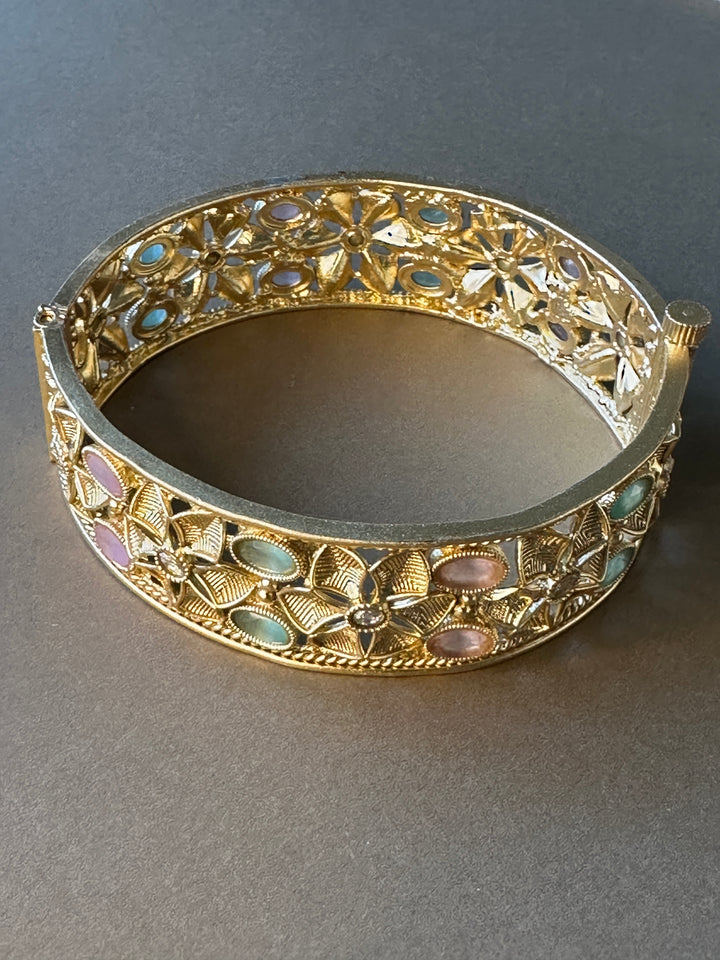 GB055 Indian Vintage Bangle