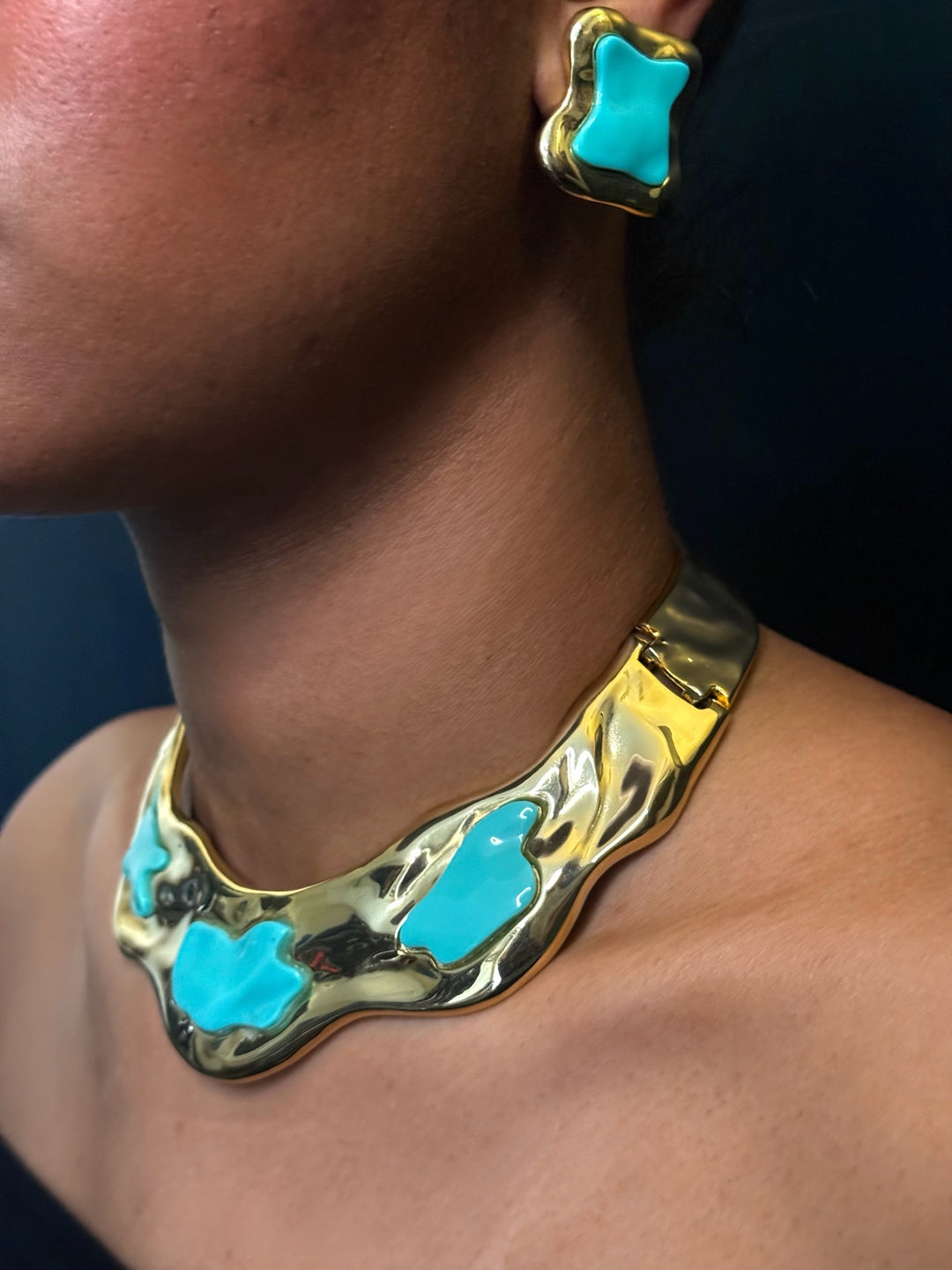 1980's Vintage Modernist Lucite Collar Set
